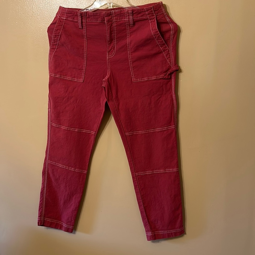 Red, Joie pants